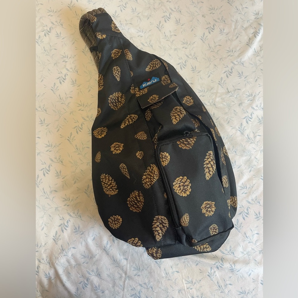 KAVU Pinecone Sling Rope Bag
